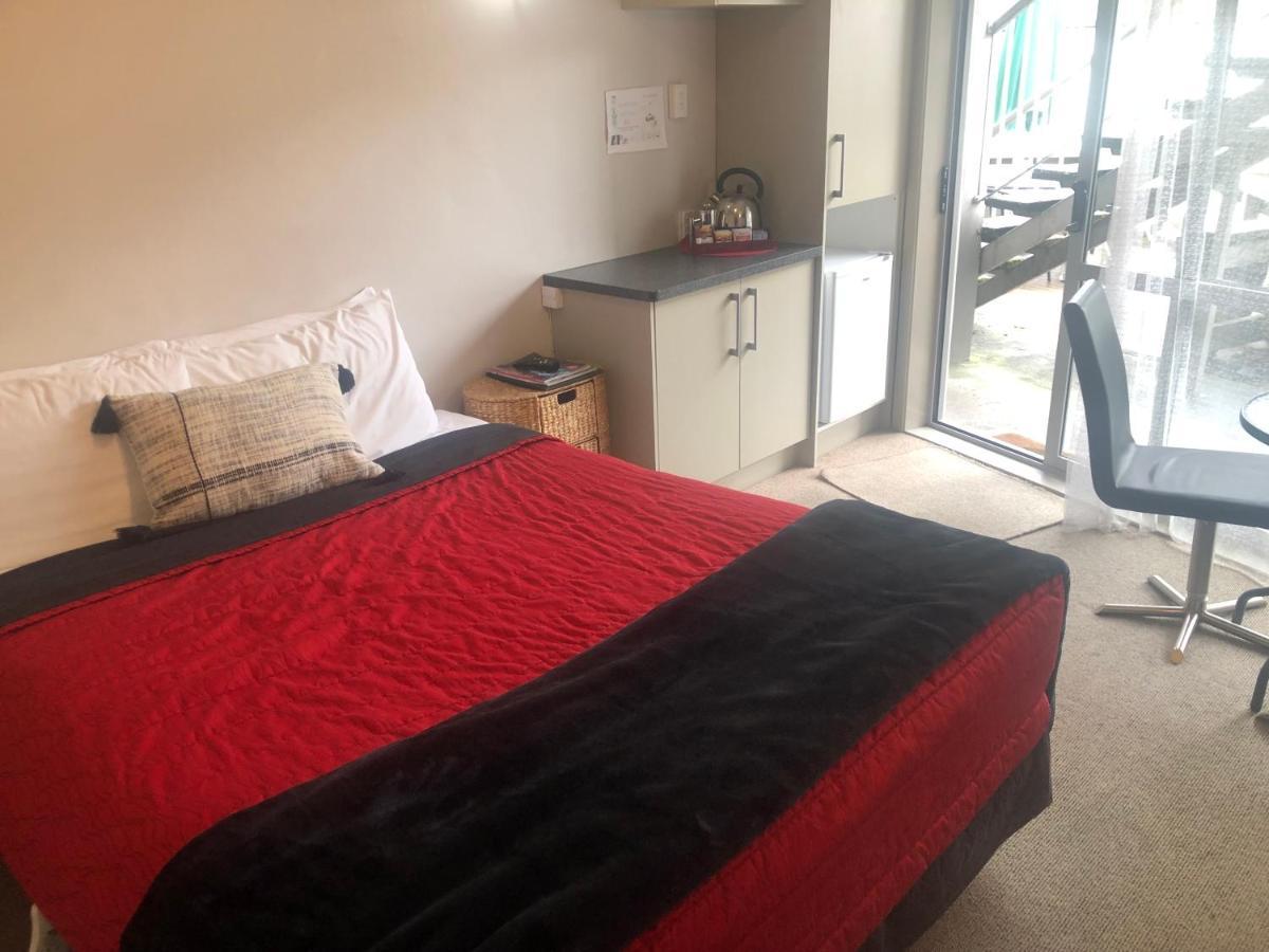 Absolute Lake View Motel Taupo Eksteriør bilde
