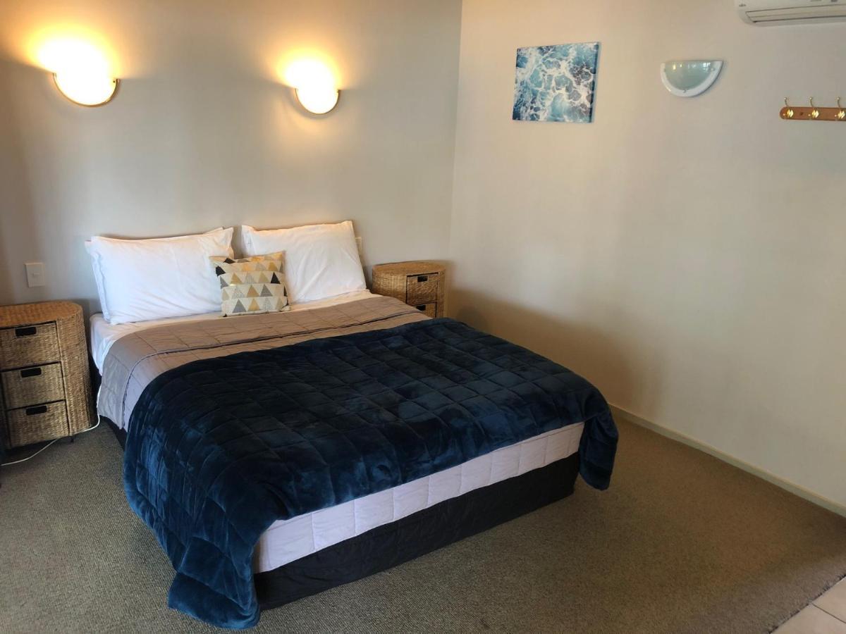 Absolute Lake View Motel Taupo Eksteriør bilde