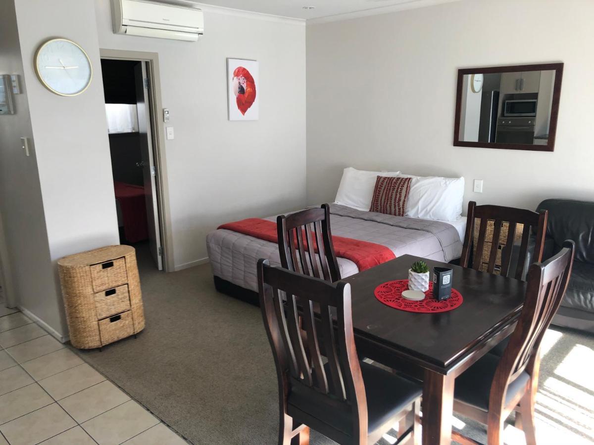 Absolute Lake View Motel Taupo Eksteriør bilde